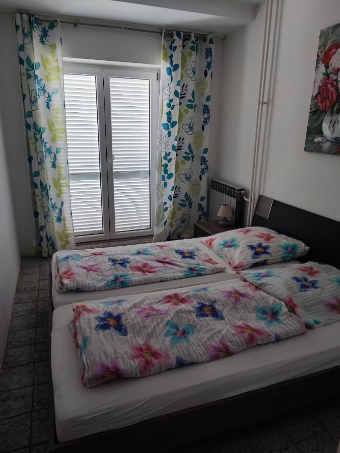 Apartmani Sabira Novi Vinodolski Extérieur photo